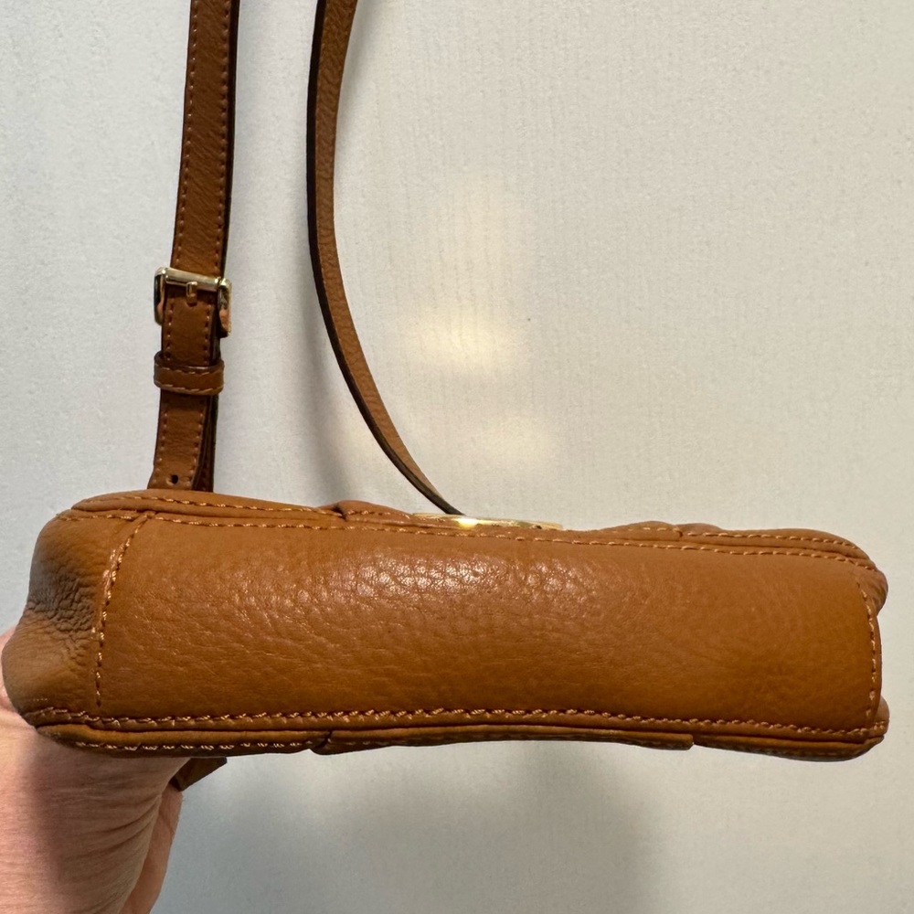 MICHAEL KORS Charlton Brown Leather Gold Push Lock Crossbody Shoulder Bag Purse - Picture 7 of 13